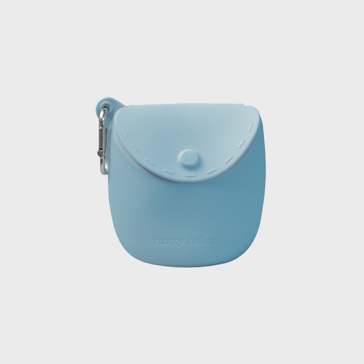 Clamshell Treat Pouch